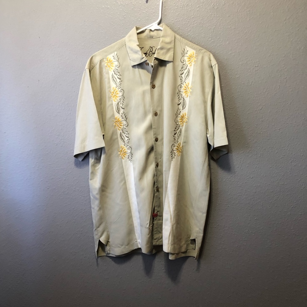 3 Tommy Bahama Silk Shirts - 1 NWT, 2 Worn Once - Picture 4 of 8